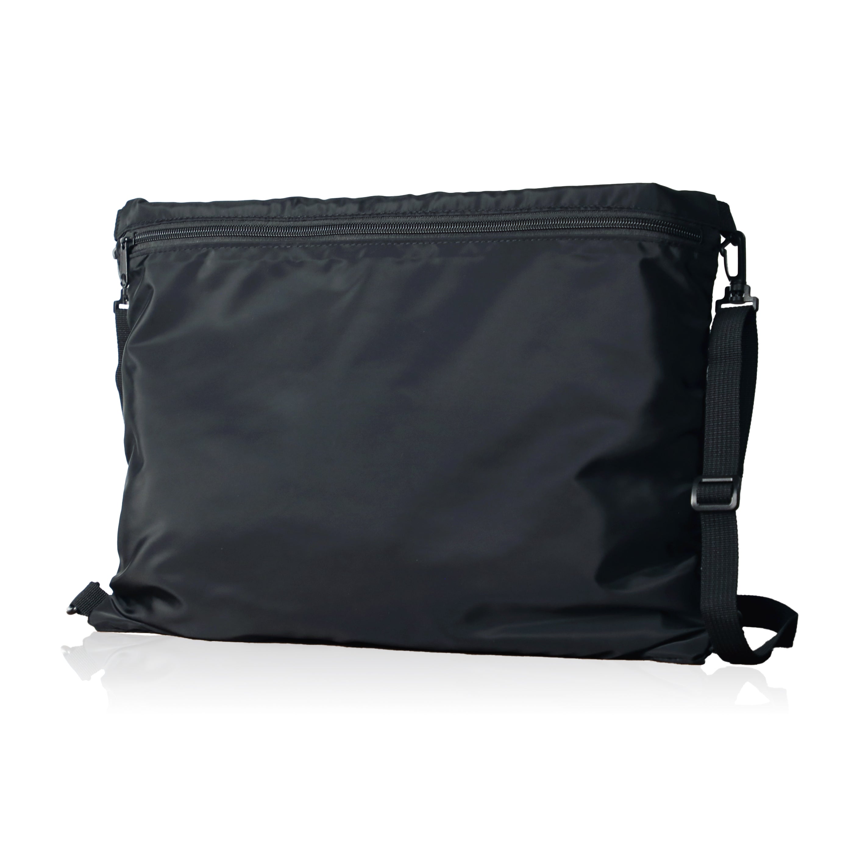 ナップサックとしても使える 洗えるサコッシュ