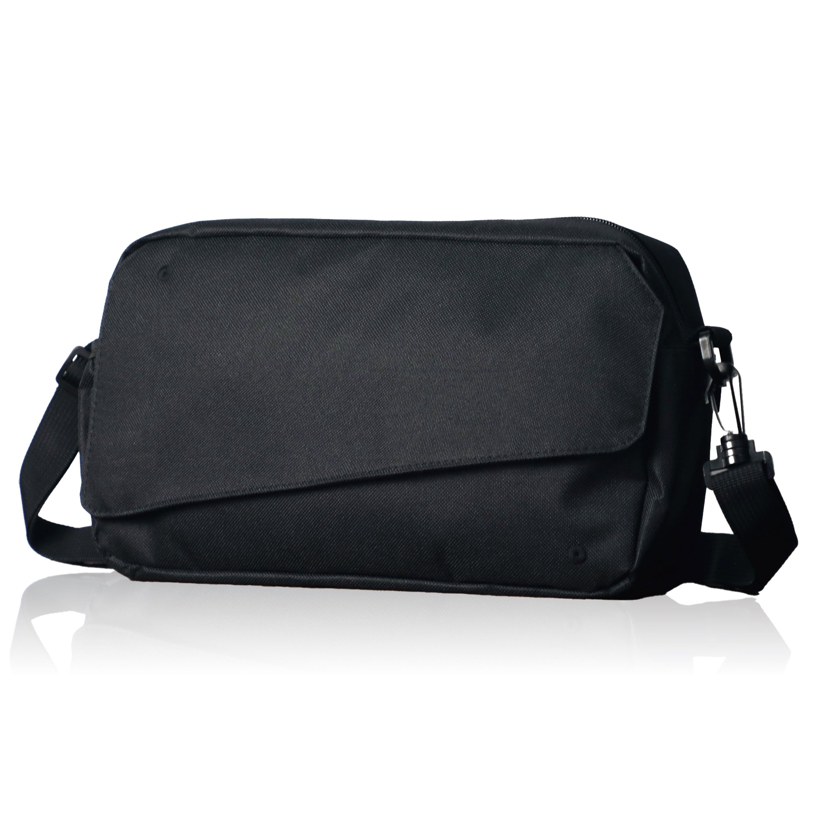 ポケットたっぷり いろいろ入るショルダーバッグ